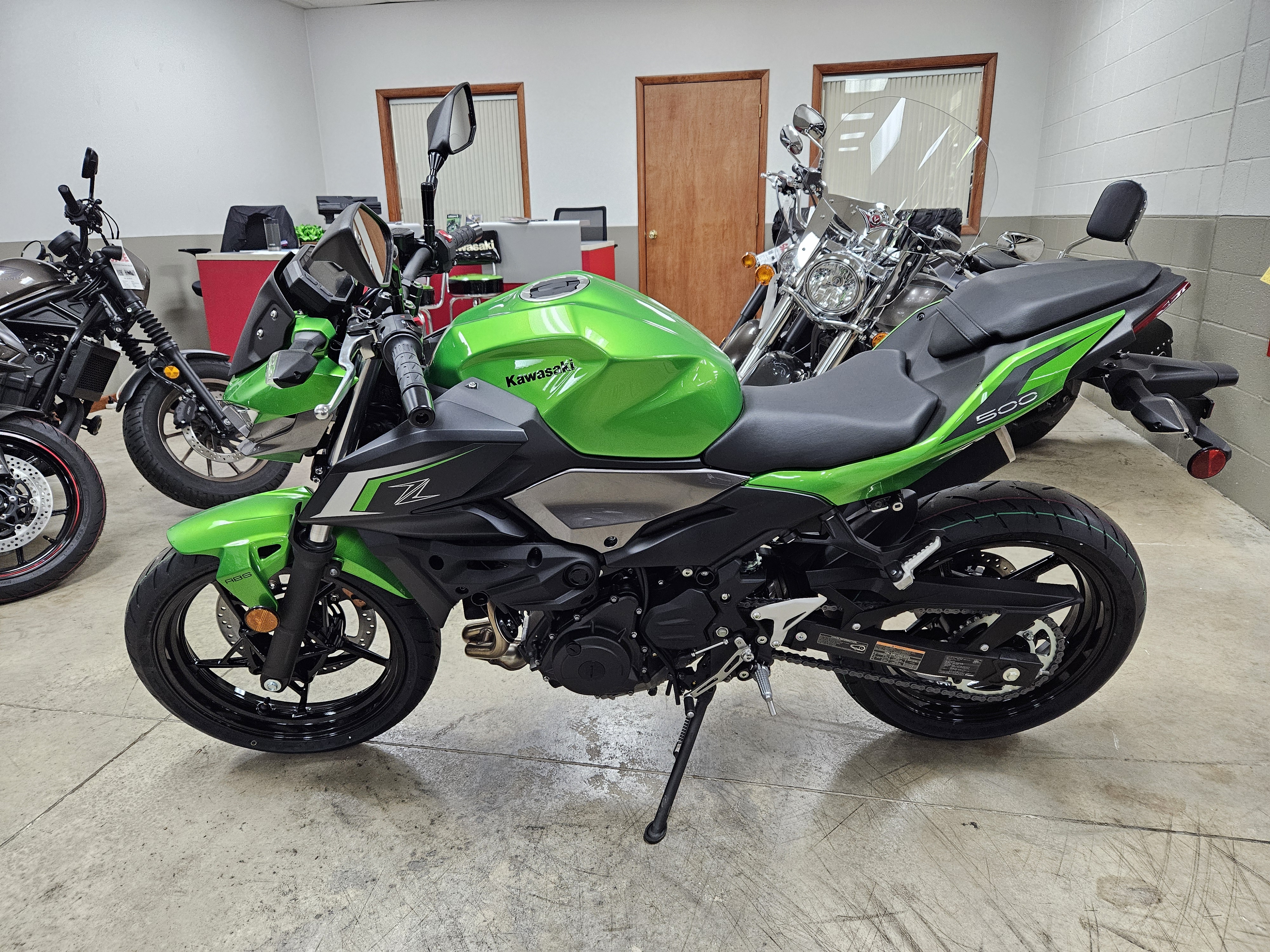 2024 Kawasaki Z500 ABS - Photo 6